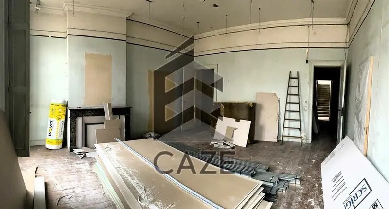 Office in Bordeaux for sale Interior Photo- Image 1 of 6
