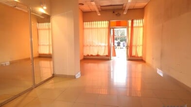 Avenida Rigoberta Menchú, 9, Getafe, Madrid à louer Photo intérieure- Image 2 de 8