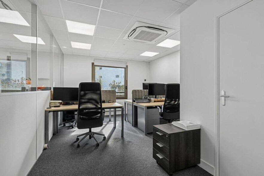 16 Rue De Solferino, Boulogne-Billancourt à louer - Photo du bâtiment - Image 3 de 5