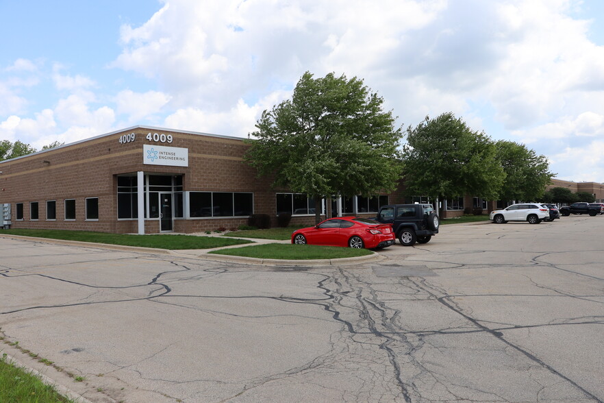 4009 Felland Rd, Madison, WI for lease - Building Photo - Image 1 of 11