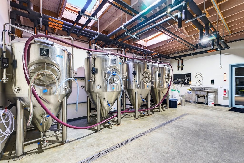 625 Main St, Watsonville, CA à vendre Photo principale- Image 1 de 40