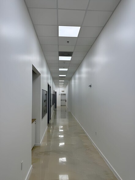 14253 SW 42nd St, Miami, FL à louer - Photo intérieure - Image 3 de 13