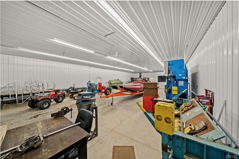 144 Owlville Rd, Bainbridge, NY à vendre - Photo intérieure - Image 3 de 10