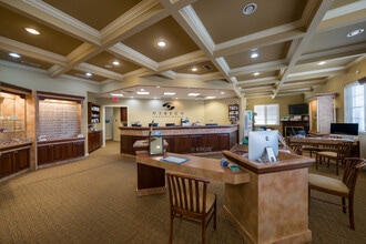 5121 Forest Dr, New Albany, OH à louer Hall d’entrée- Image 1 de 4