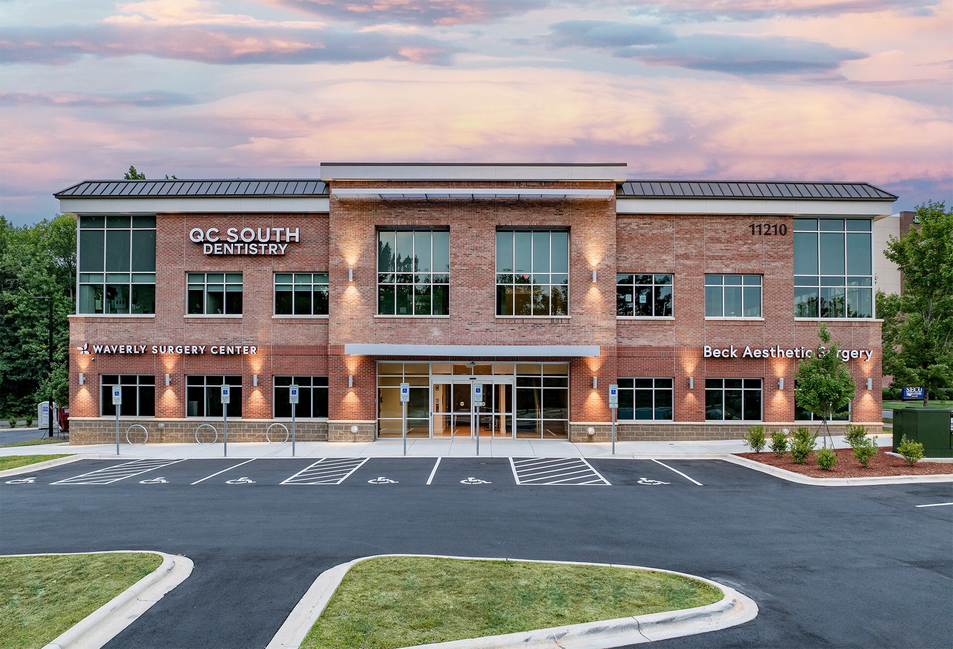 11210 N Golf Links Dr, Charlotte, NC à louer Photo du bâtiment- Image 1 de 10