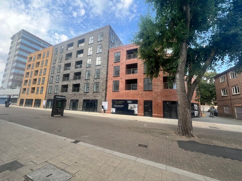 22-44 North St, Romford for lease - Building Photo - Image 2 of 5