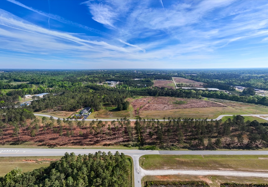 Premier Drive, Greenwood, SC à vendre Photo du bâtiment- Image 1 de 5