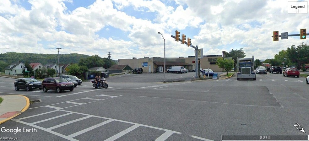 514 Blair, Hollidaysburg, PA for lease - Building Photo - Image 2 of 9