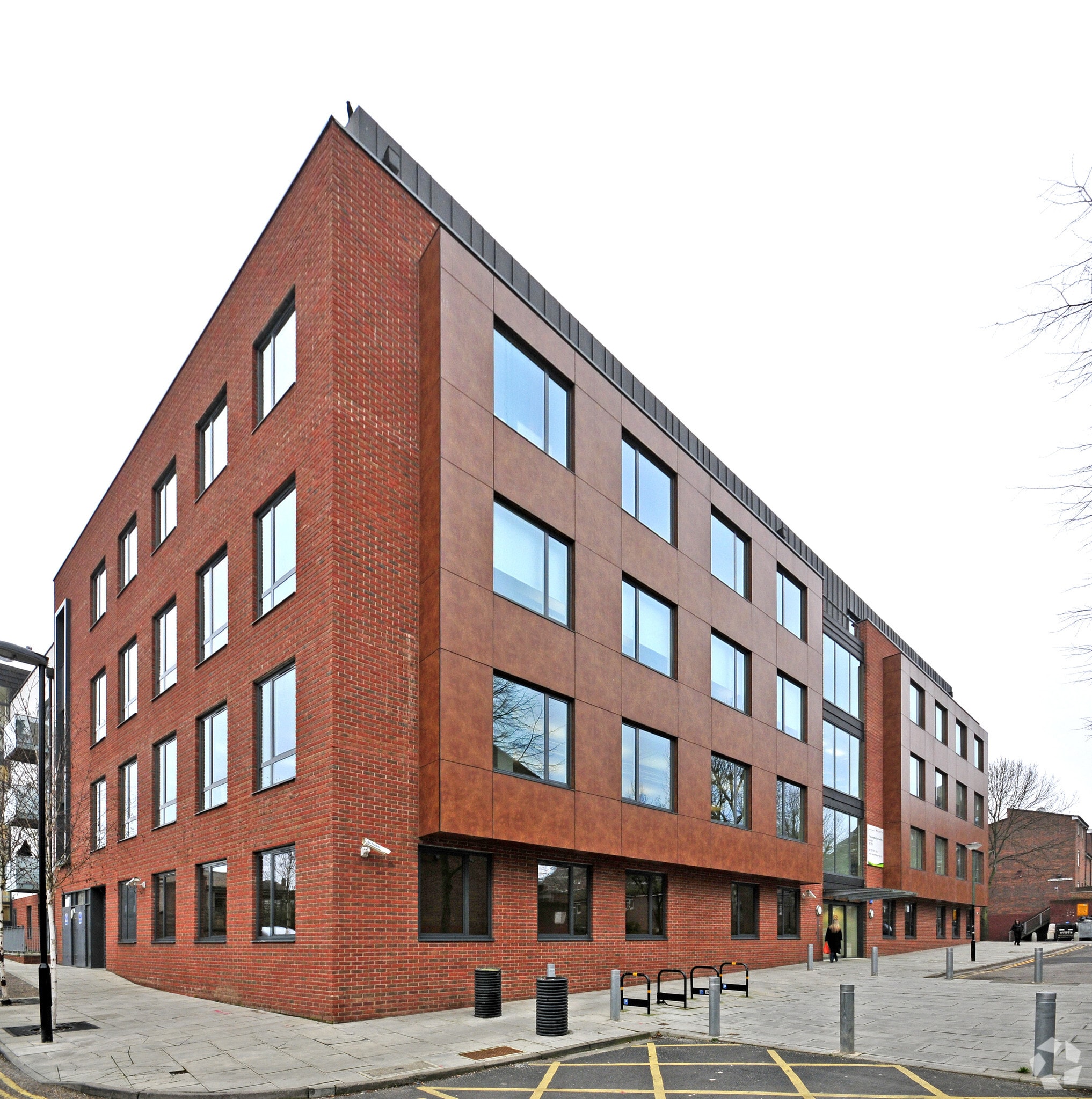 7 Newington Barrow Way, London for lease Primary Photo- Image 1 of 2