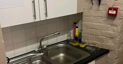 Maidstone Rd, Paddock Wood for lease Interior Photo- Image 1 of 5