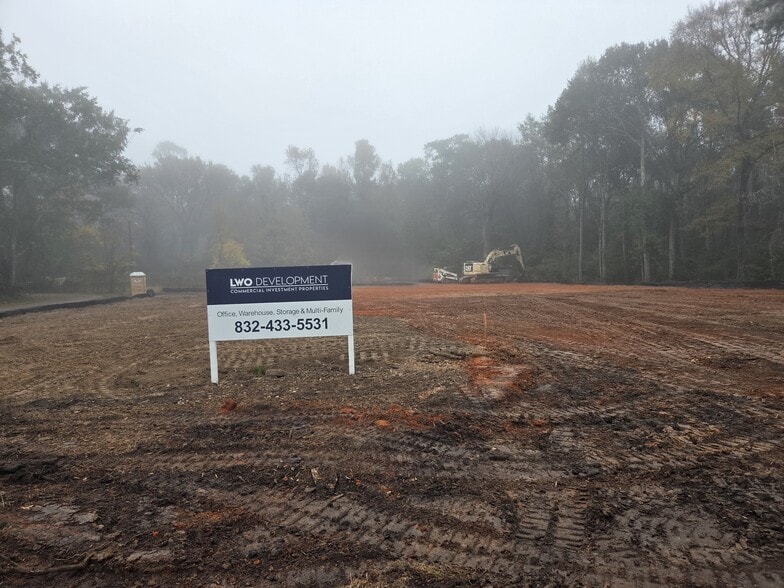 139 Wade Cir W, Conroe, TX for sale - Building Photo - Image 2 of 5