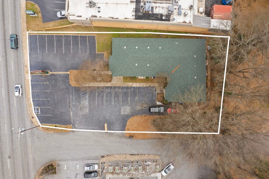 499 S Pleasantburg Dr, Greenville, SC for sale - Building Photo - Image 2 of 11