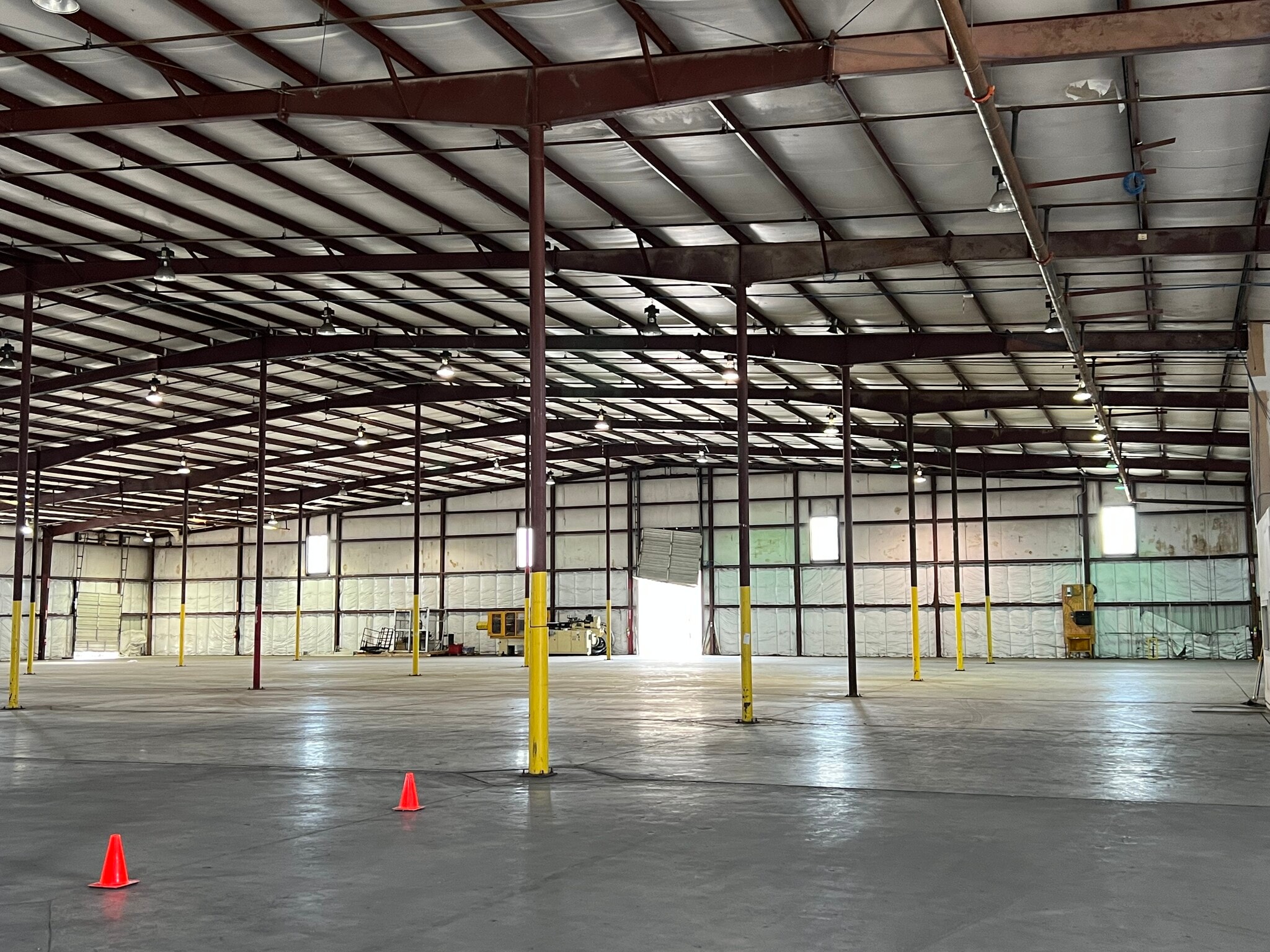 800 Elca Ln, Brownsville, TX for lease Interior Photo- Image 1 of 4