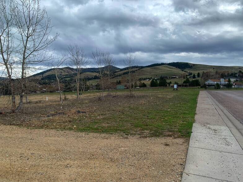 Linda Vista Blvd, Missoula, MT à vendre - Photo du bâtiment - Image 3 de 7