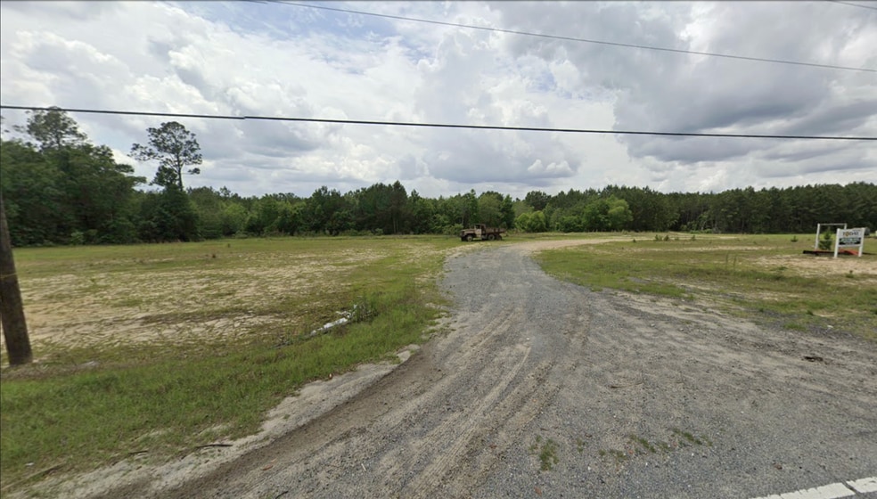 101 Edgewater Dr, Bloomingdale, GA for sale - Building Photo - Image 2 of 5