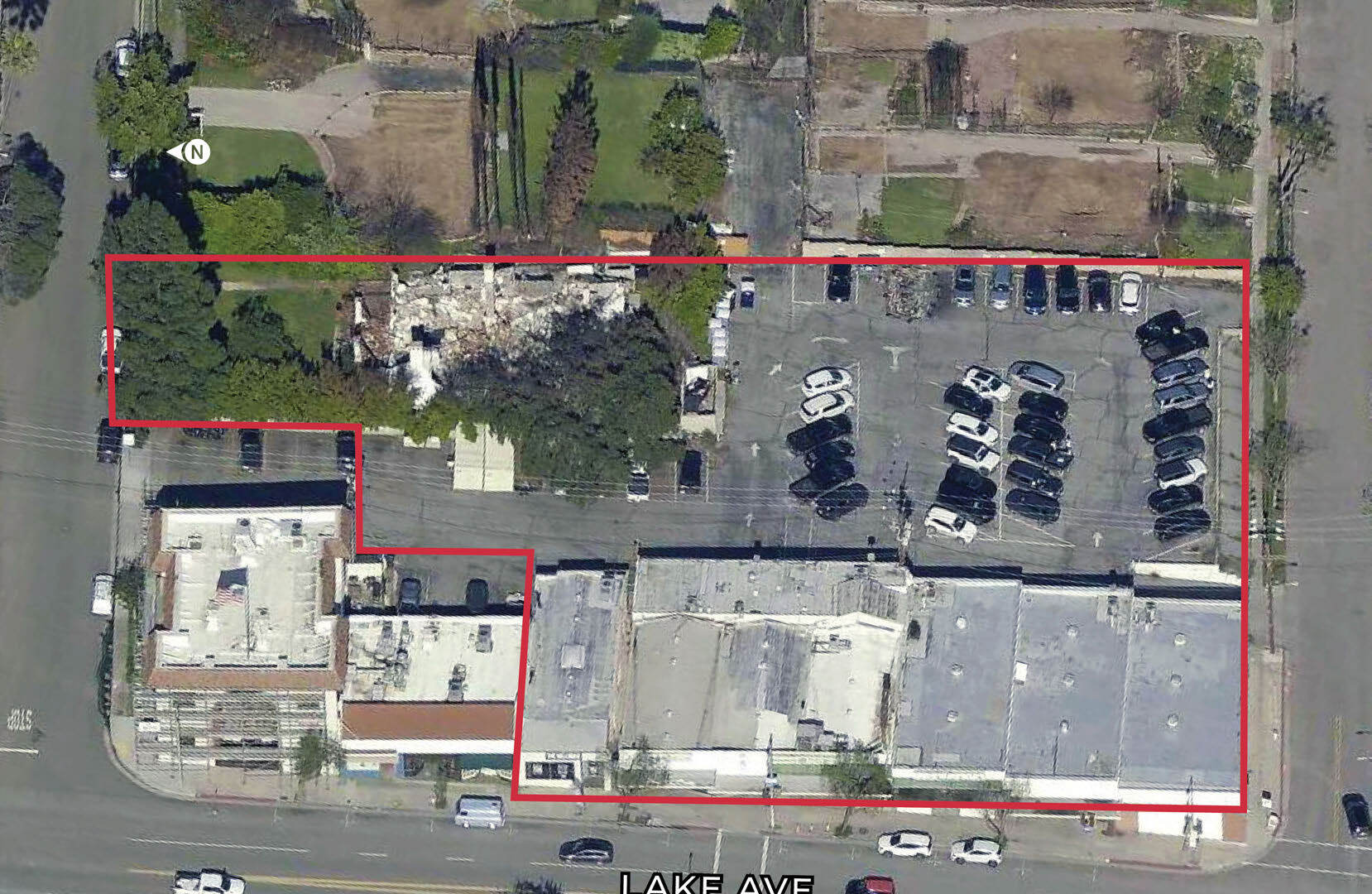 2450-2460 N Lake Ave, Altadena, CA à vendre Photo du bâtiment- Image 1 de 2