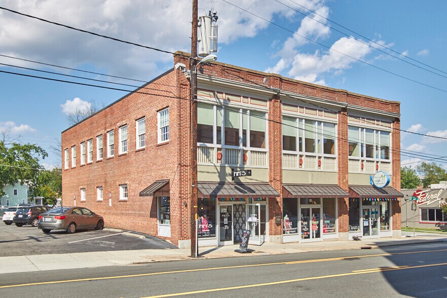 1000 W Main St, Durham, NC à louer - Photo du bâtiment - Image 2 de 13