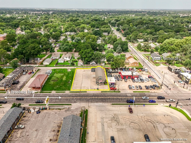 2013 S Broadway St, Wichita, KS for sale - Building Photo - Image 1 of 64