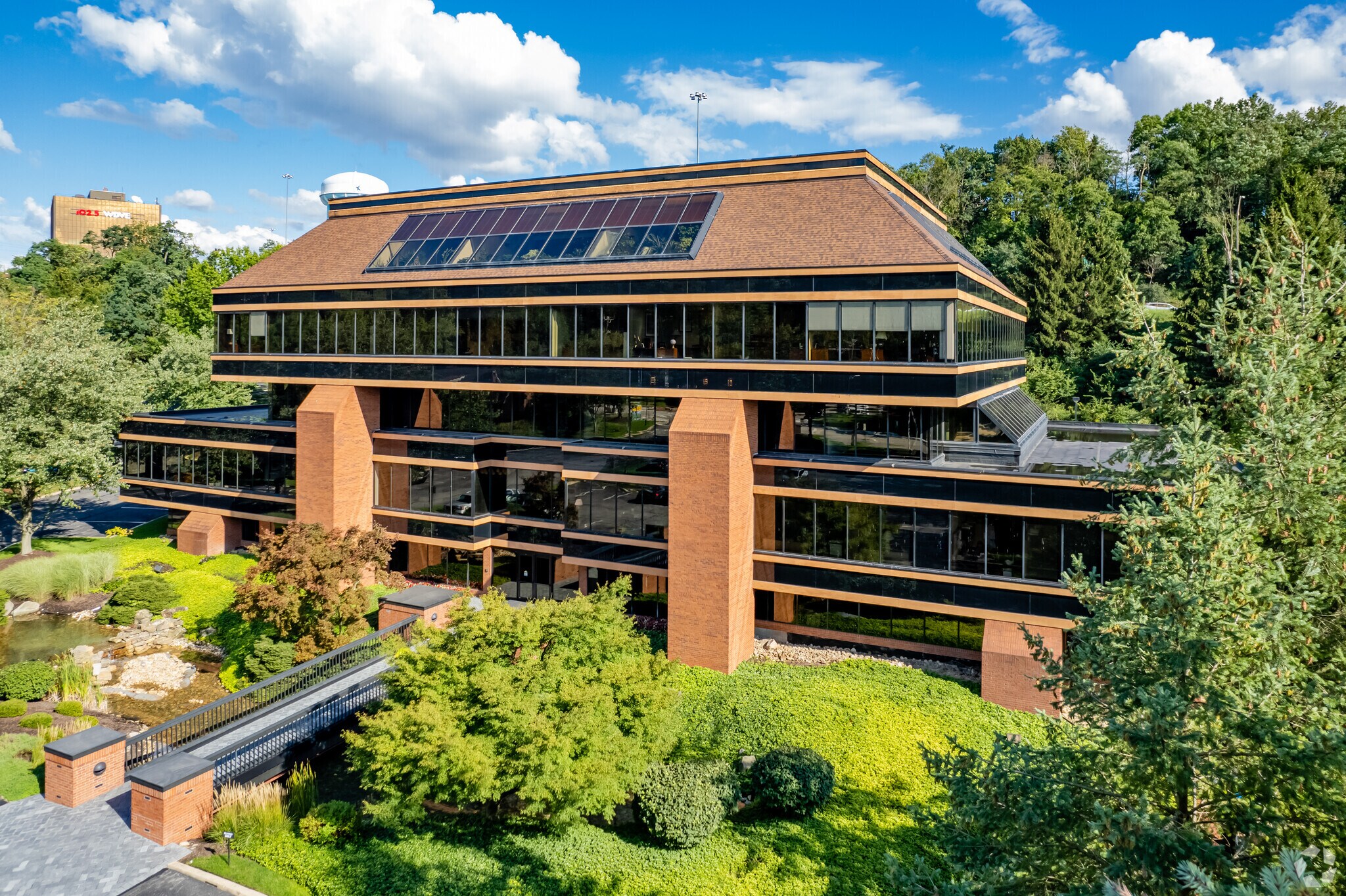 381 Mansfield Ave, Pittsburgh, PA à vendre Photo du bâtiment- Image 1 de 1