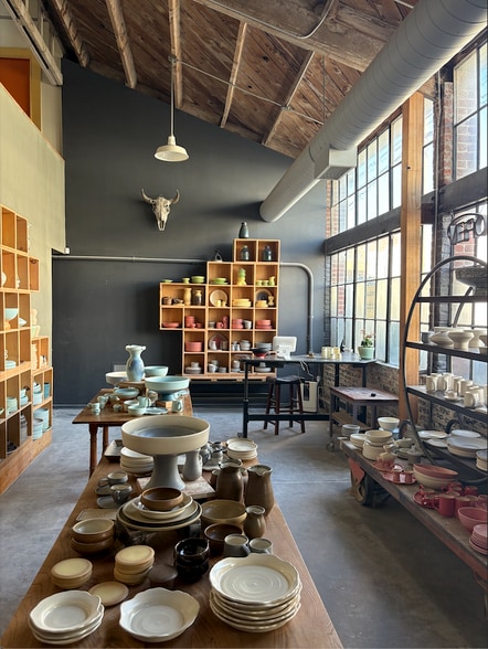 5743 Horton St, Emeryville, CA for lease - Building Photo - Image 2 of 11