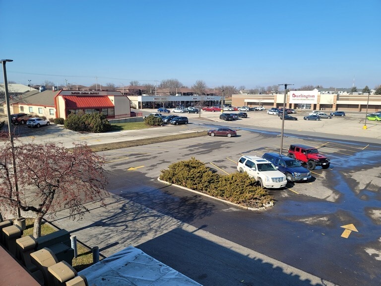 5910-5960 75th St, Kenosha, WI for lease Primary Photo- Image 1 of 47