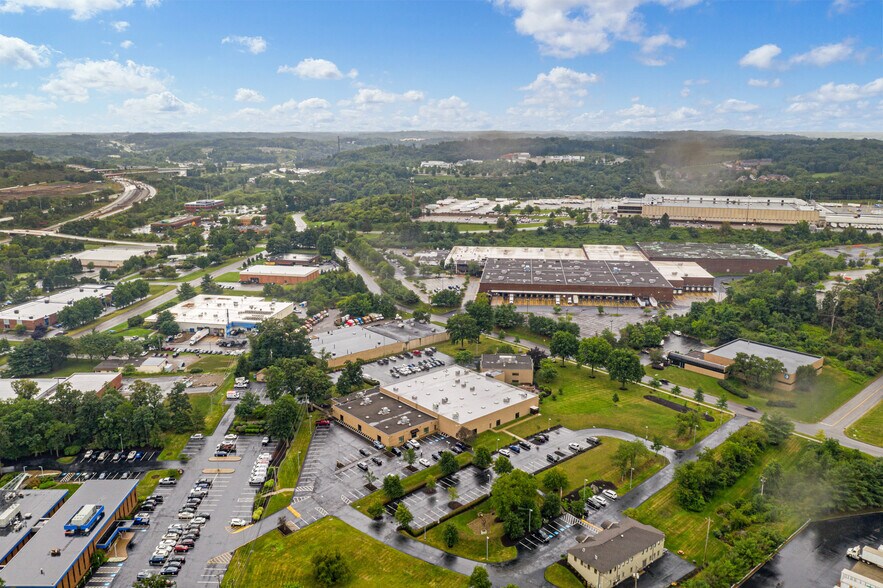 161 Thorn Hill Rd, Warrendale, PA à louer - Aérien - Image 2 de 17