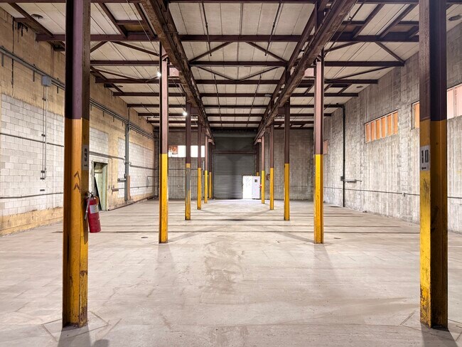 Plus de détails pour 400 A St, Granite City, IL - Industriel à louer
