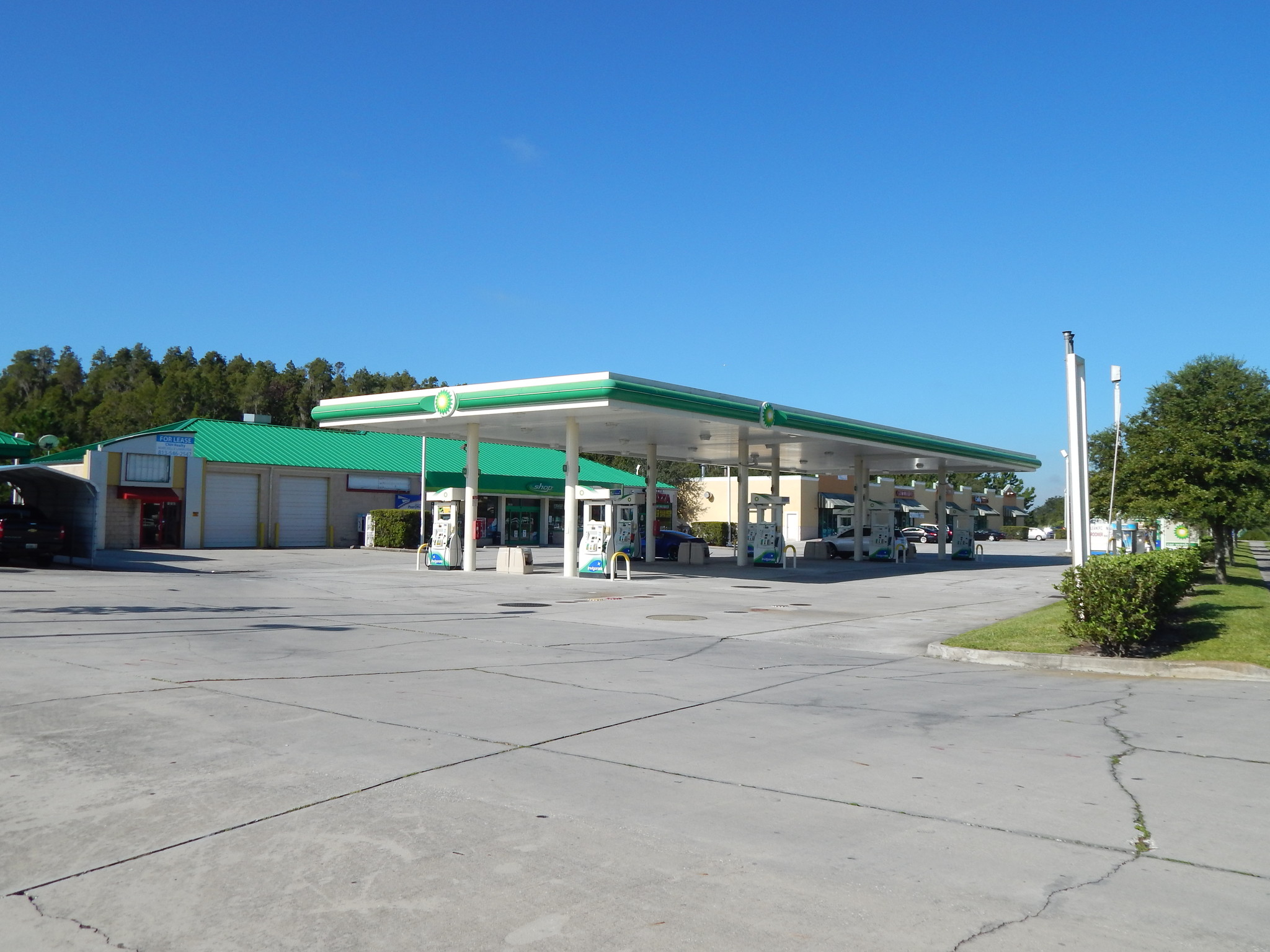 10865 Cross Creek Blvd, Tampa, FL for sale Building Photo- Image 1 of 1