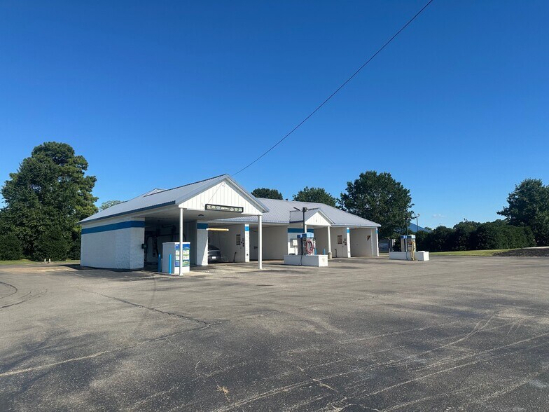 1236 Huntsville Hwy, Fayetteville, TN à vendre - Photo du bâtiment - Image 2 de 9