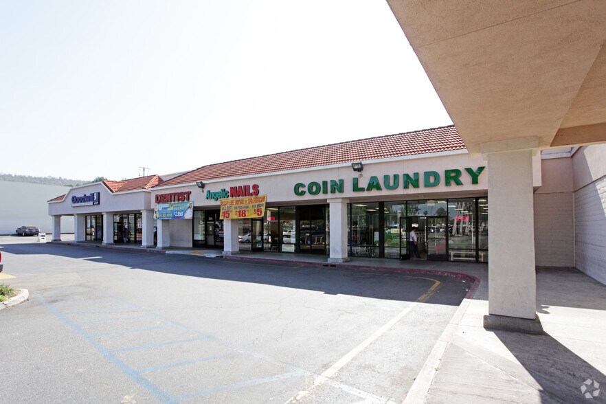 1532-1536 E Amar Rd, West Covina, CA à vendre - Photo du bâtiment - Image 2 de 5