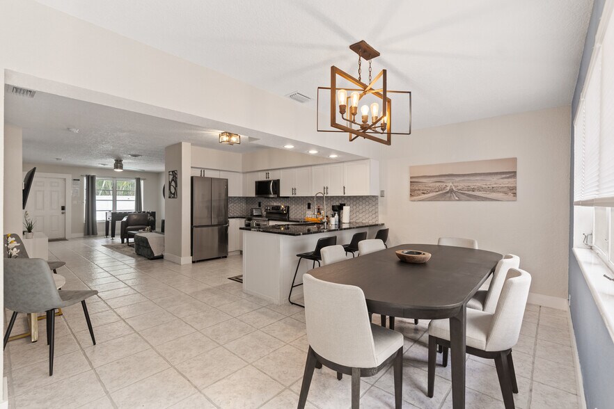1520 NE 51st St, Fort Lauderdale, FL à vendre - Photo du bâtiment - Image 3 de 70