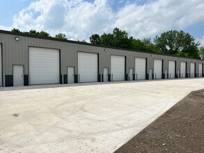 660 NE US Highway 24, Topeka, KS for lease Building Photo- Image 2 of 3