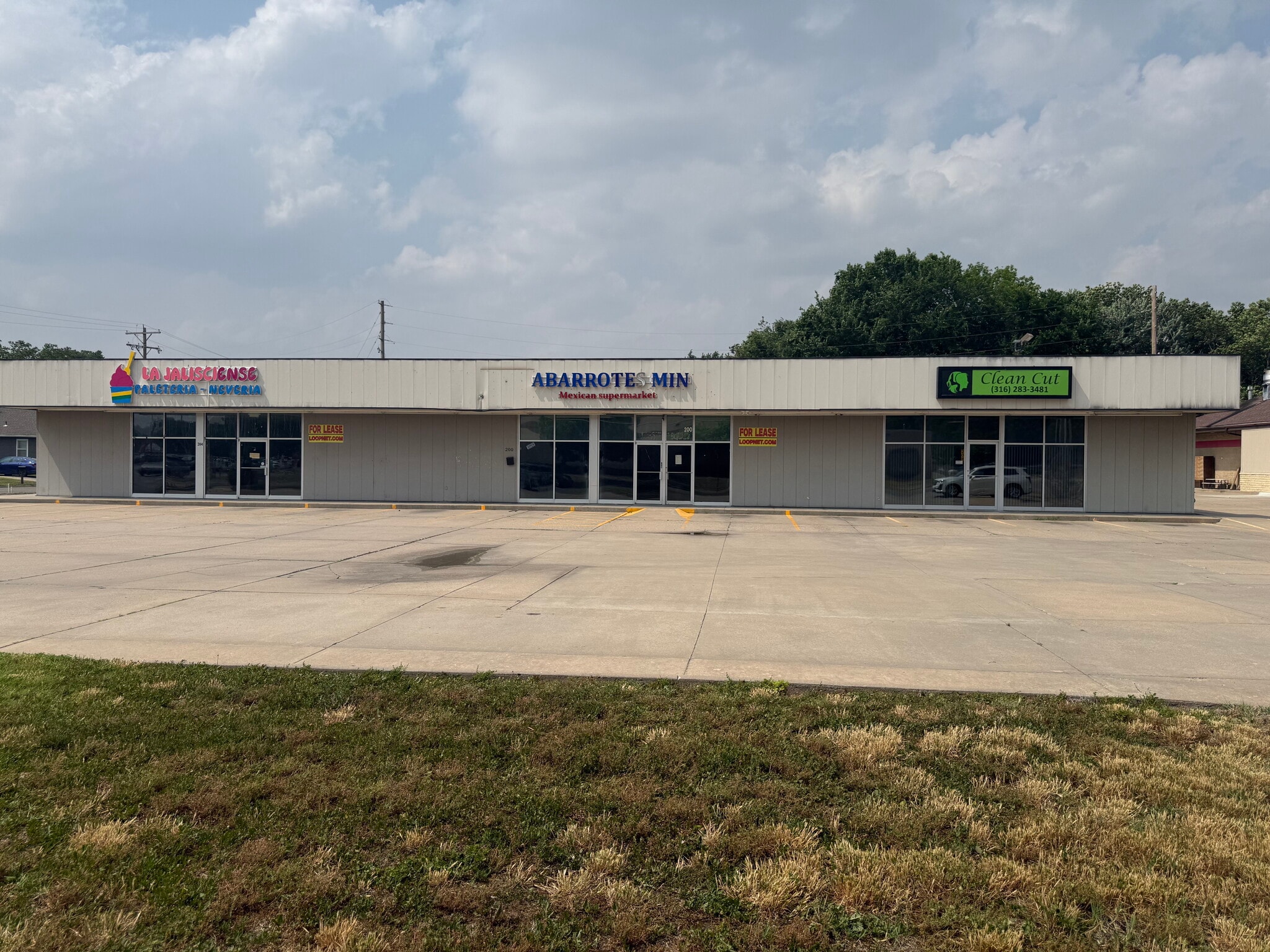 200 E 12th St, Newton, KS for sale Building Photo- Image 1 of 4