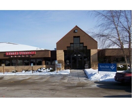 3 Point Pl, Madison, WI for sale - Building Photo - Image 3 of 15