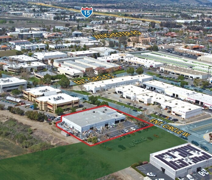 27479 Enterprise Cir W, Temecula, CA à vendre - Photo du bâtiment - Image 2 de 4