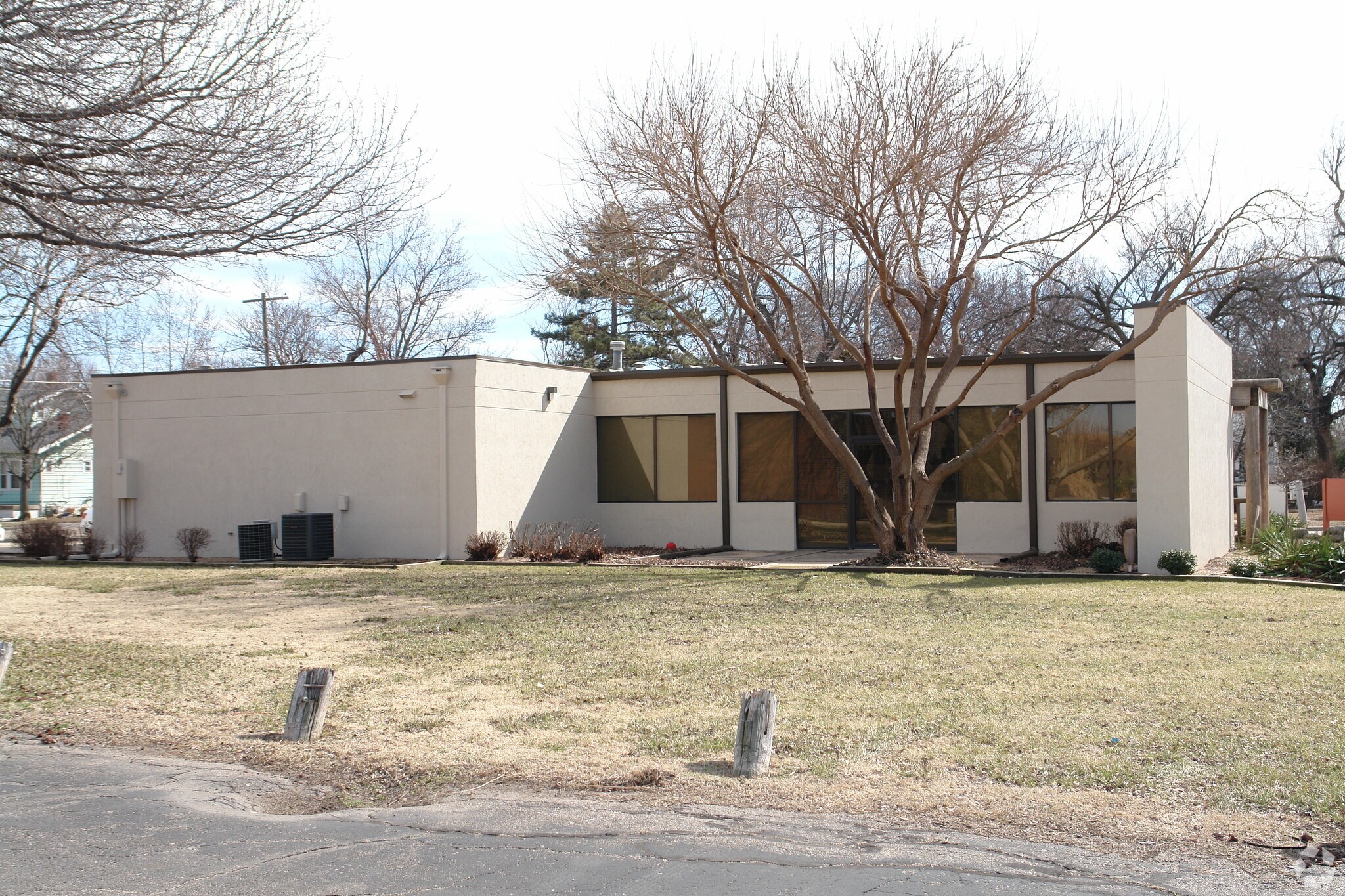 358 S Laura St, Wichita, KS à louer Photo principale- Image 1 de 17