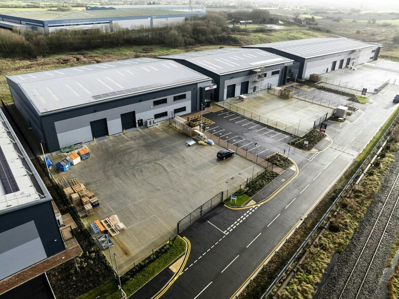 Pochin Way, Middlewich for lease - Building Photo - Image 2 of 24