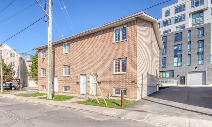 19-23 Chatham St, Kingston, ON à vendre Photo principale- Image 1 de 1