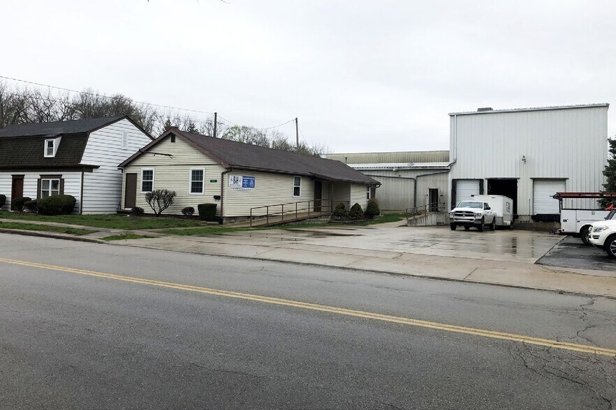 218 Mechanic St, Waterville, OH à louer - Photo du bâtiment - Image 2 de 17