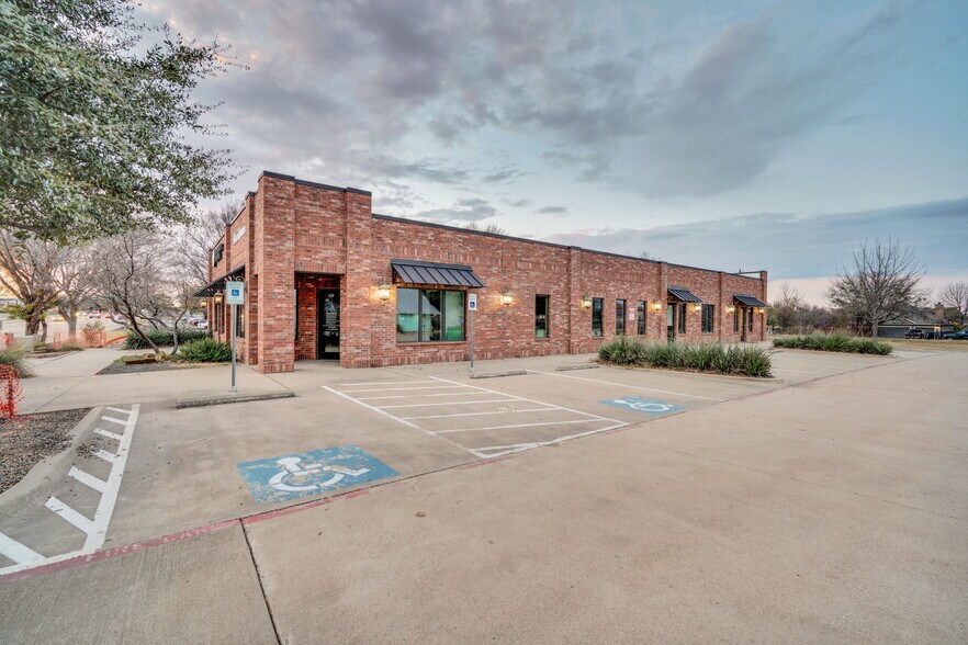203 George Hopper Rd, Midlothian, TX à louer - Photo du bâtiment - Image 3 de 21
