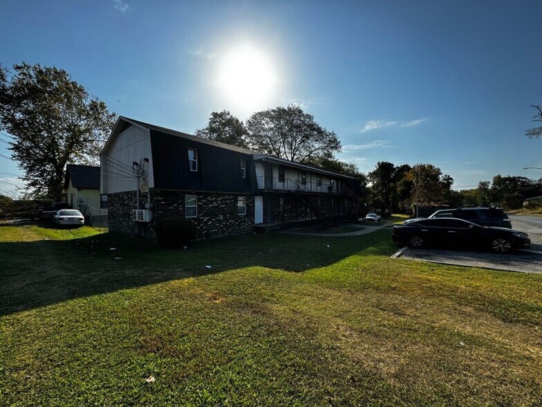 705 Knoxville St, Birmingham, AL à vendre - Photo du bâtiment - Image 3 de 15