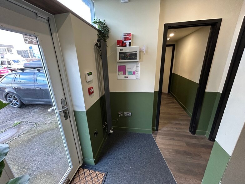 Whitby Rd, Bristol for lease - Building Photo - Image 2 of 14