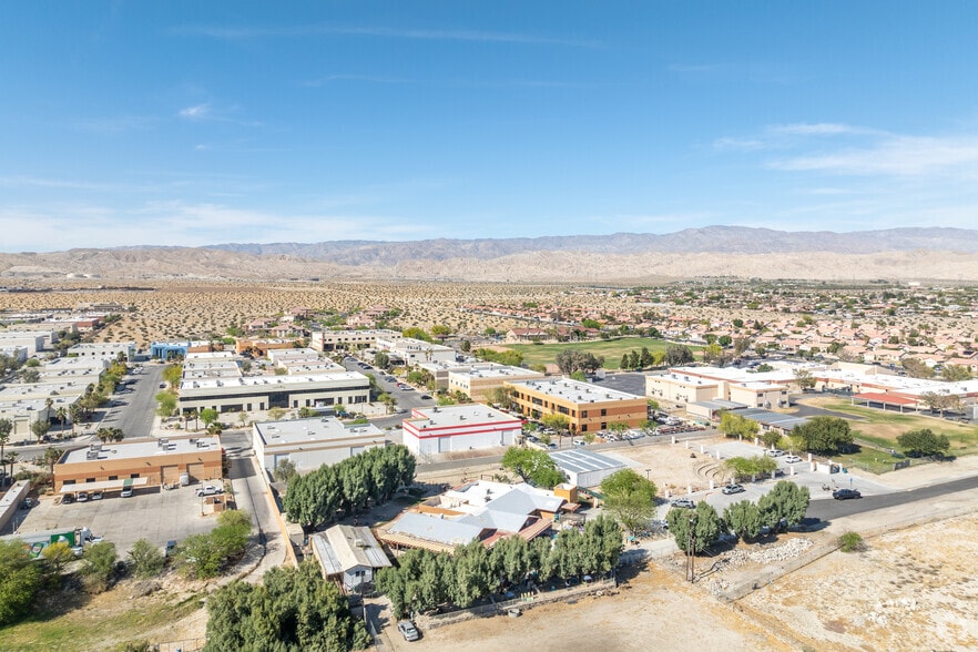 _, Thousand Palms, CA à vendre - Aérien - Image 3 de 4