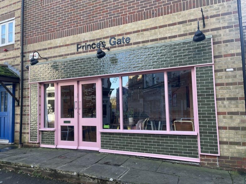 Bayle St, Folkestone à louer - Photo du bâtiment - Image 1 de 11