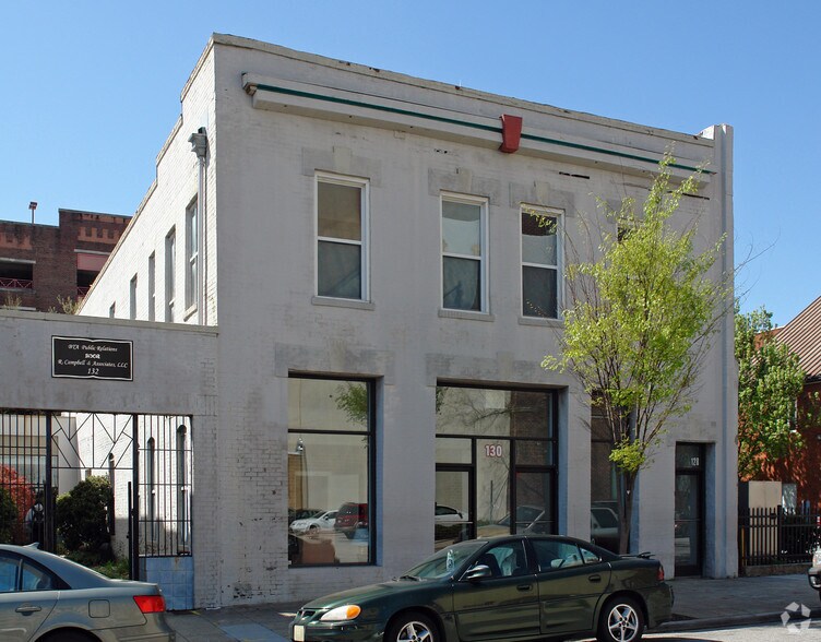 128-130 E Morgan St, Raleigh, NC à louer - Photo du bâtiment - Image 1 de 2
