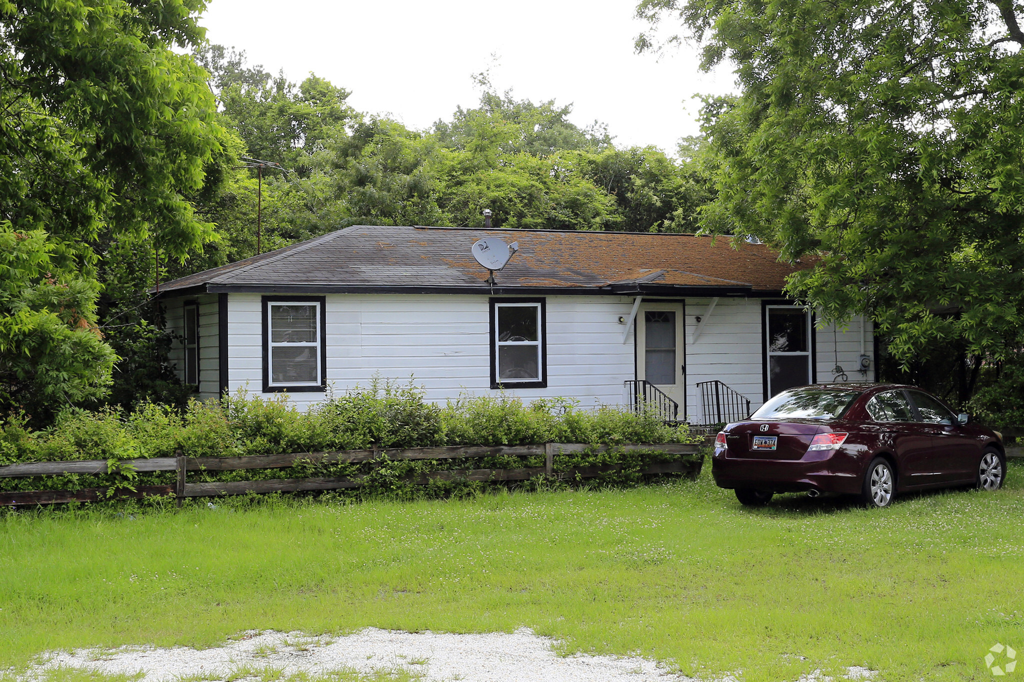 419 N Cedar St, Summerville, SC à vendre Photo principale- Image 1 de 1