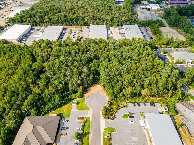 Executive Center Court, Little Rock, AR à vendre - Photo du bâtiment - Image 2 de 7