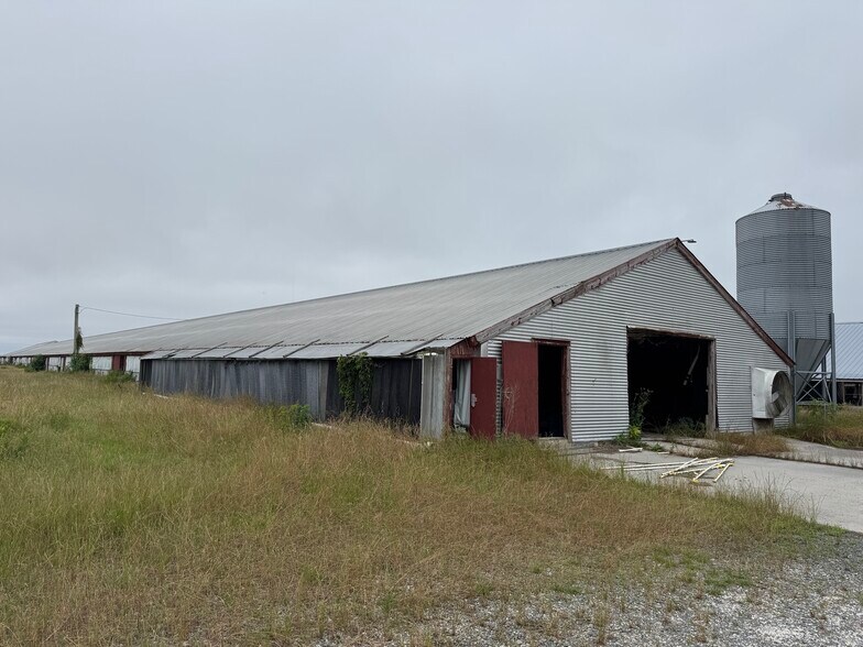 7193 Bullbegger Rd, Withams, VA à vendre - Photo du bâtiment - Image 2 de 23