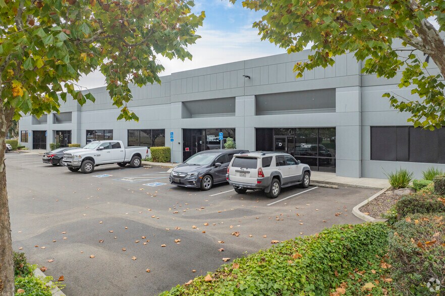 7300 Central Ave, Newark, CA for lease - Building Photo - Image 2 of 14