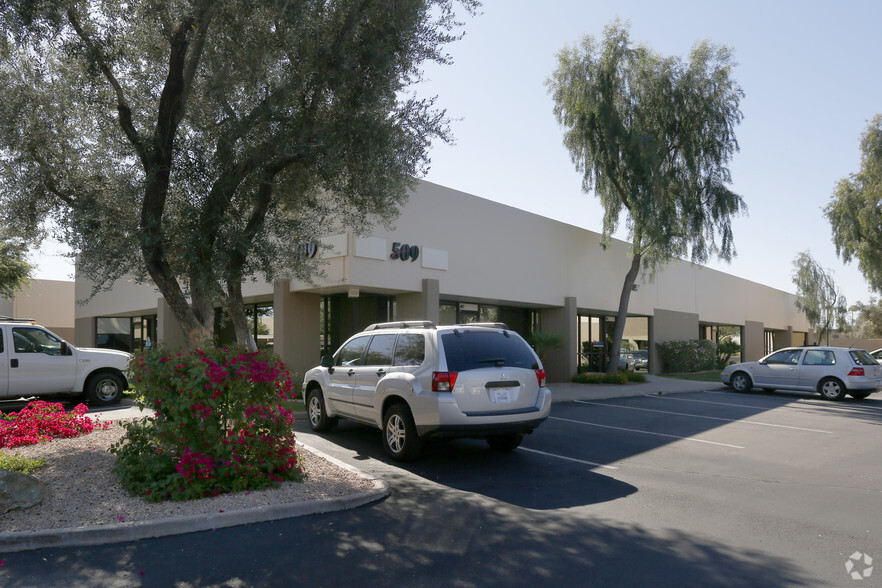 637 S 48th St, Tempe, AZ for lease - Building Photo - Image 3 of 22